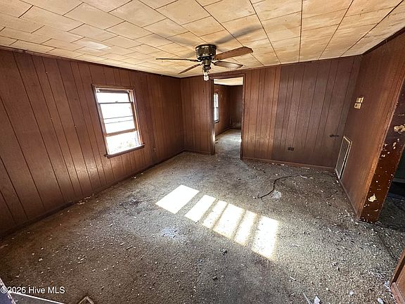 2nd image of 10281 Gibson Road