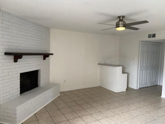5th image of 4702 Park Dr S