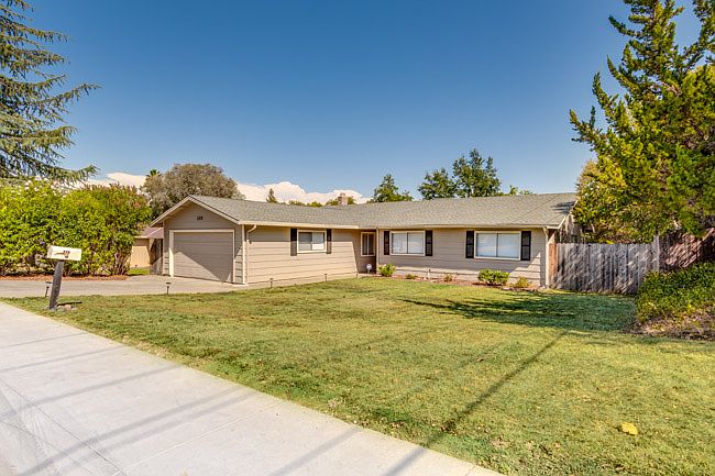 1st image of 106 Alezane Dr