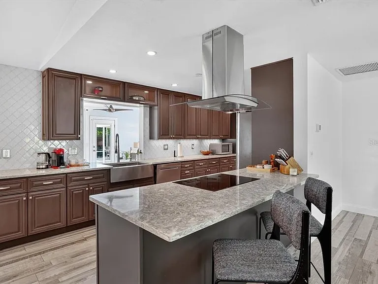 3282 Tobero Ln — Photo 18