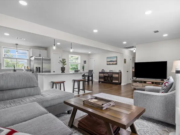 238 Wilowen Dr, Nashville, TN 37210