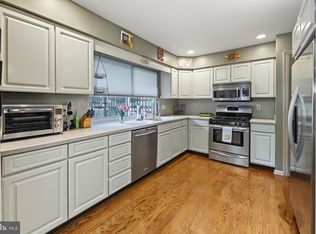 23 Goshawk Ct, Voorhees, NJ 08043