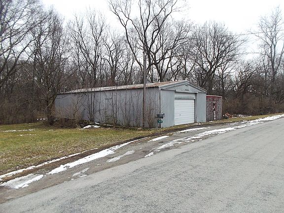 5th image of 1813 N County Highway 27