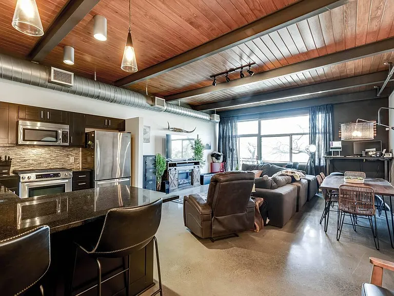2205 N Lamar Blvd #215 — Photo 14