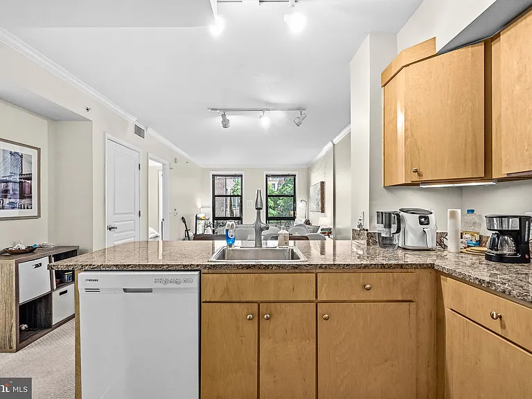 631 D St NW #336 — Photo 11