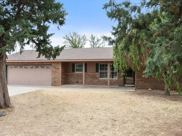 2905 W 21st St, Plainview, TX 79072