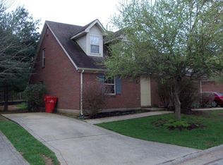 111 Crosskey Rd, Versailles, KY 40383