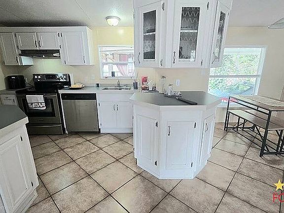 2nd image of 154 Ridge Pointe Ln