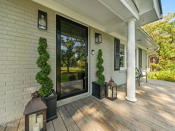 5th image of 346 Pemberton Drive