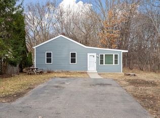 2053 Prosperity Rd, Saint Paul, MN 55109