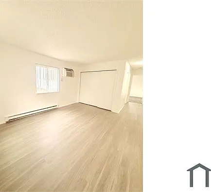 200 S Ingalls St — Photo 2
