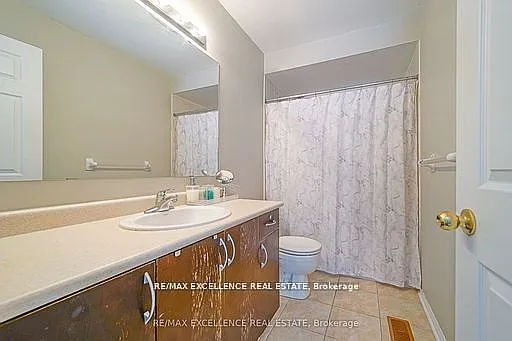 3950 Erin Centre Blvd E #66 — Photo 17