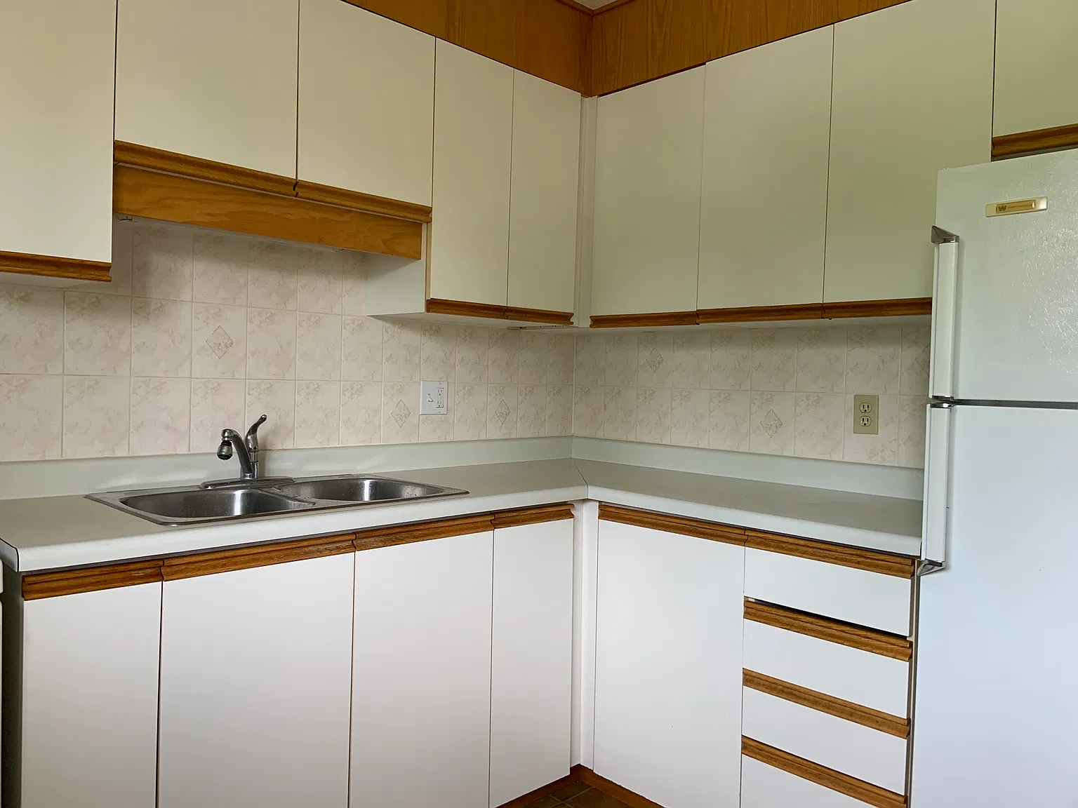 1 bed, 700 sqft, $1,380 — Photo 2