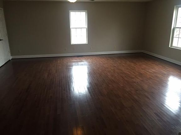 3rd image of 3106 Iconium Rd