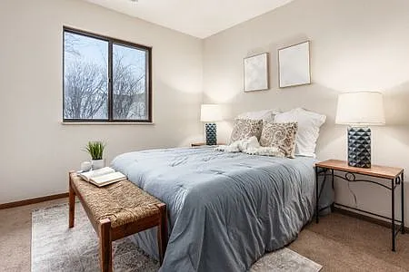 2400 Royal Meadow Ln — Photo 9