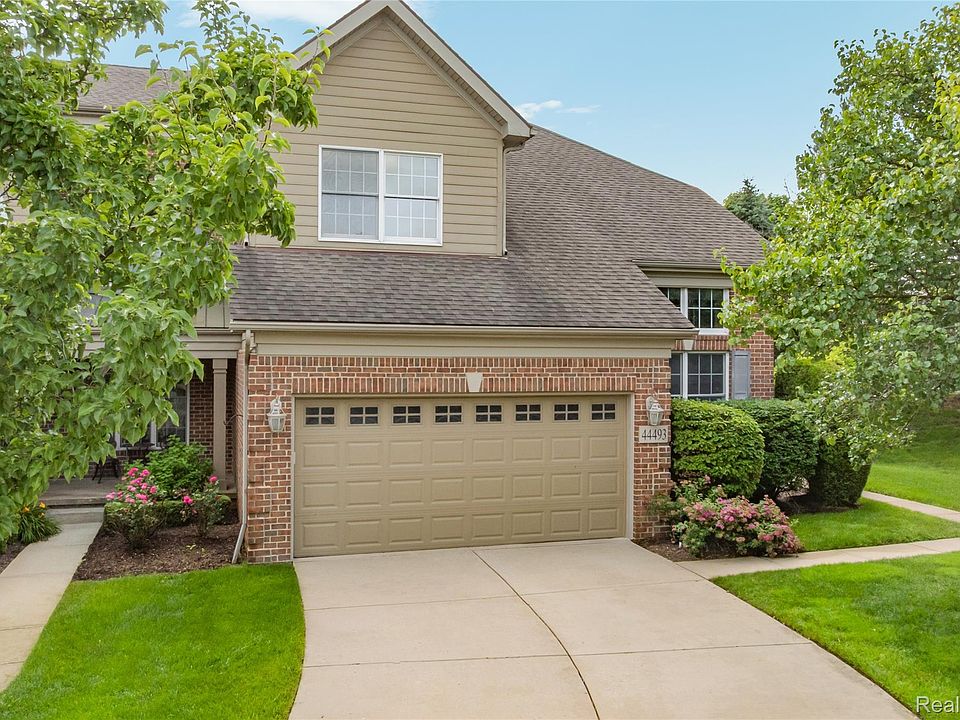 1st image of 44493 Broadmoor Blvd