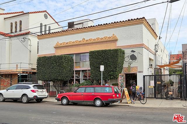 1st image of 1618 Lucile Ave