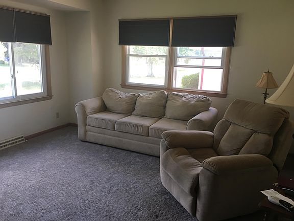2nd image of 3481 E Oak Creek Dr