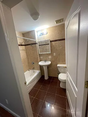 Rented by Lion Funding LLC | media 12