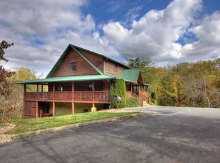 2264 Marshall Springs Way, Pigeon Forge, TN 37862