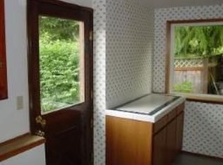 2025 SW 159th St, Seattle, WA 98166