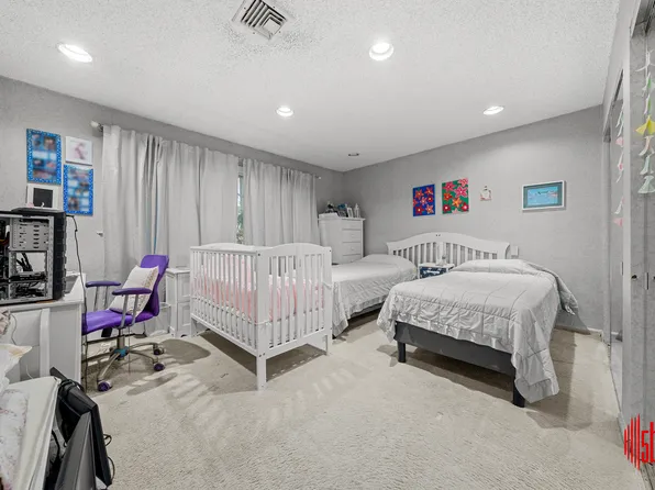 2346 Bergen Avenue image 21 of 29