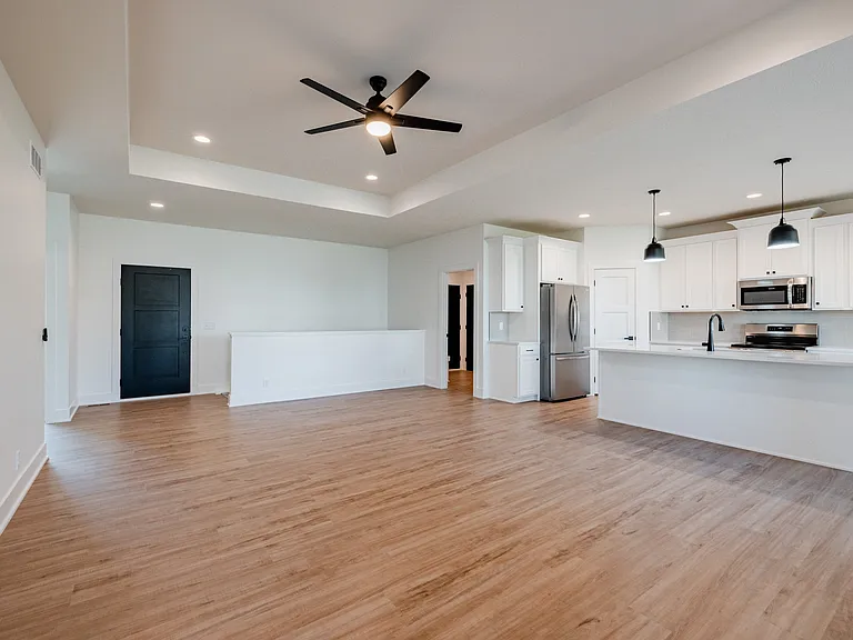 8620 S 49th St — Photo 10