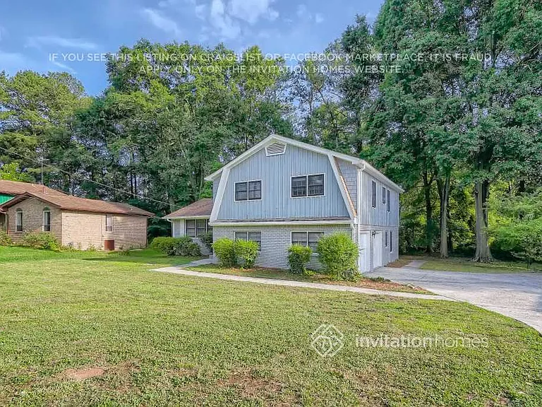2360 Sandgate Rd — Photo 2