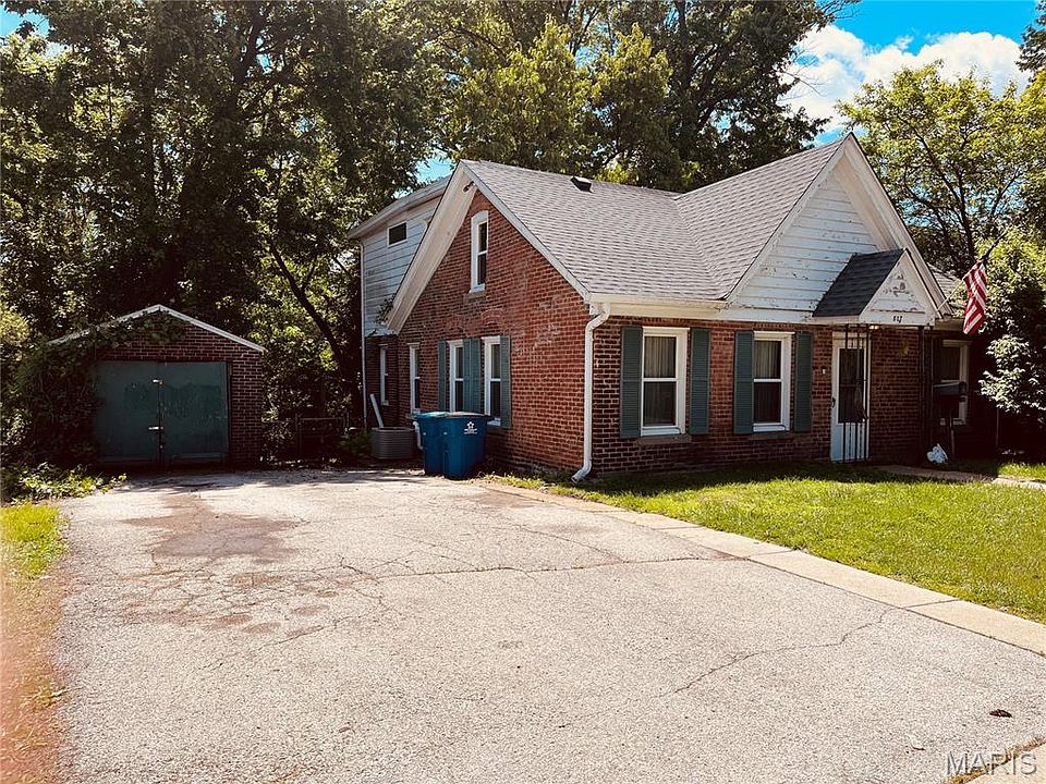 2nd image of 807 College Ave