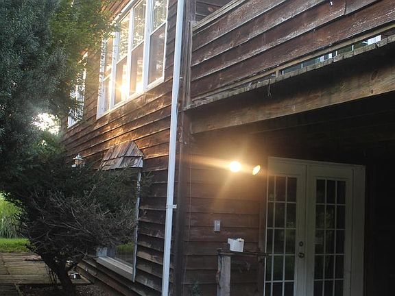 3rd image of 17220 Taylors Landing Rd