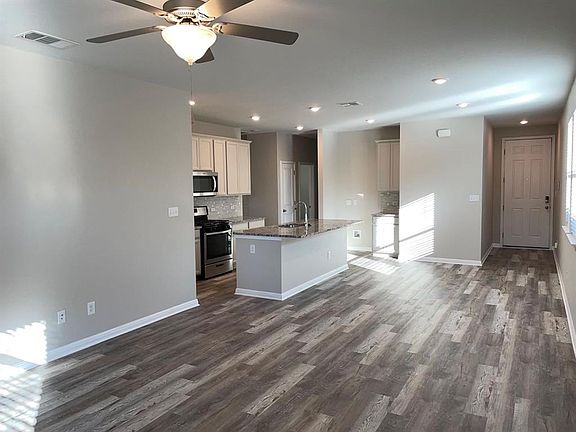 3rd image of 220 McFarland St