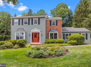 15 Woodside Dr, Richboro, PA 18954