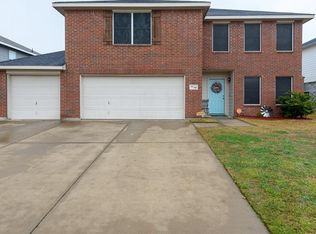 508 Del Mar Dr, Ponder, TX 76259