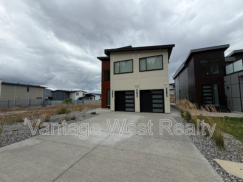 2 bed, 1.0 bath, $1,995 — Photo 2