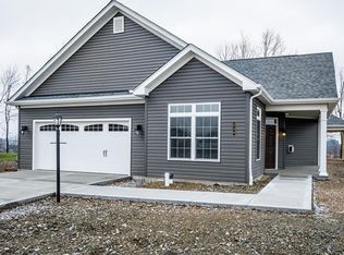230 Brookside Dr, Cranberry Twp, PA 16066