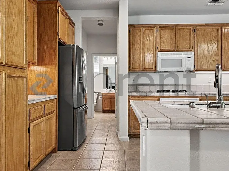 2342 Canary Dr — Photo 21