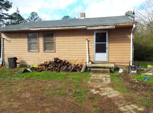 907 Hatchet Rd, Saxe, VA 23967