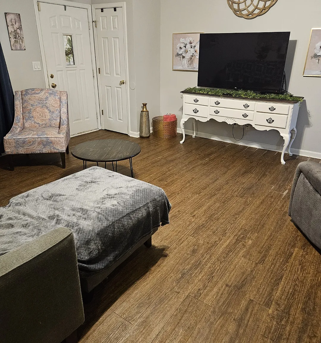 3 bed, 1200 sqft, $1,950 — Photo 4