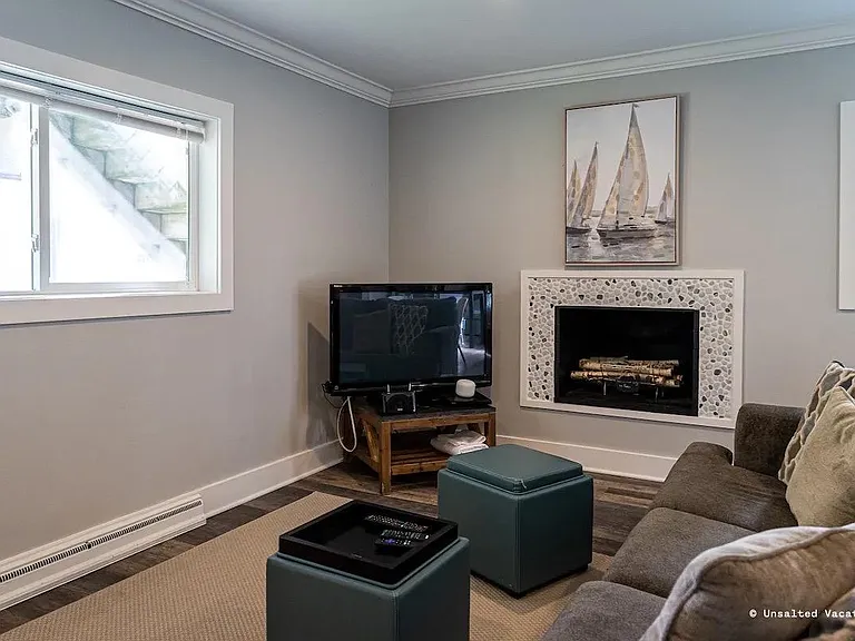 1634 Nelson St #1 — Photo 10