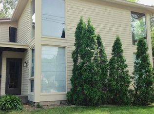 1007 Melrose Ave, Iowa City, IA 52246