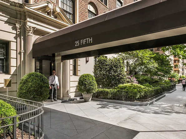 25 Fifth Avenue image 1 of 14