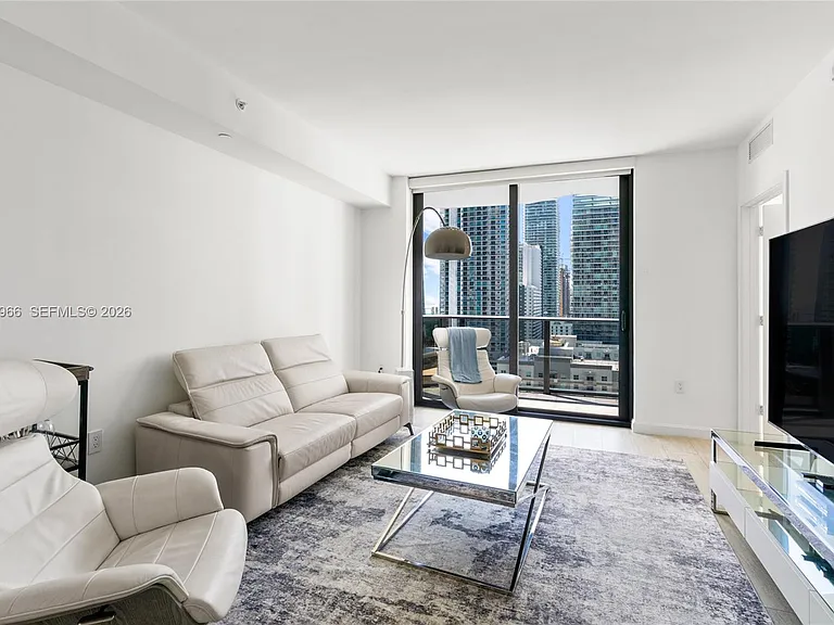 55 SW 9th St #1904 — Photo 12