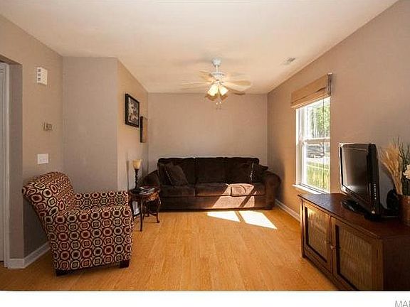5th image of 4379 Haven St