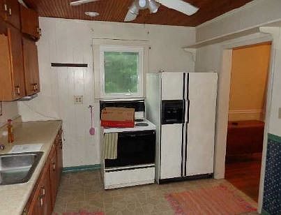 4th image of 400 Glenburn Ave