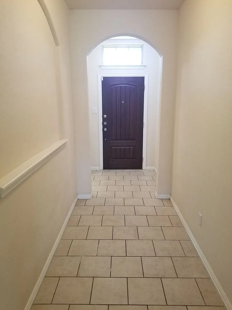 3507 Joyce Lane — Photo 3