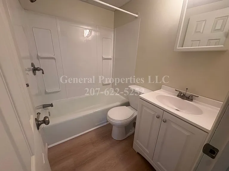 592 Riverside Dr #12 — Photo 11