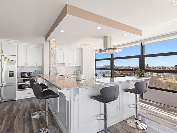 2nd image of 6050 John F Kennedy Blvd #20G
