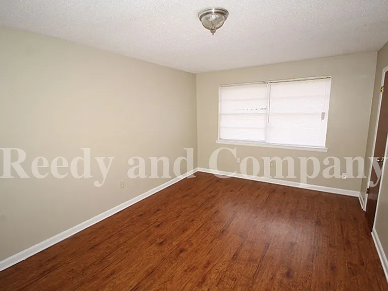 3385 Barbwood Dr — Photo 13