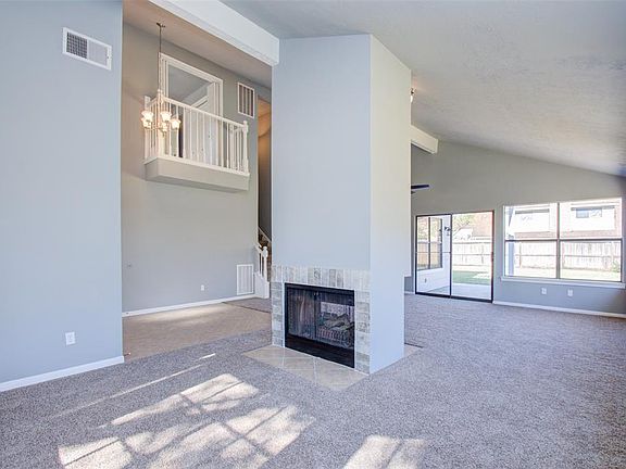 5th image of 15439 Tadworth Dr