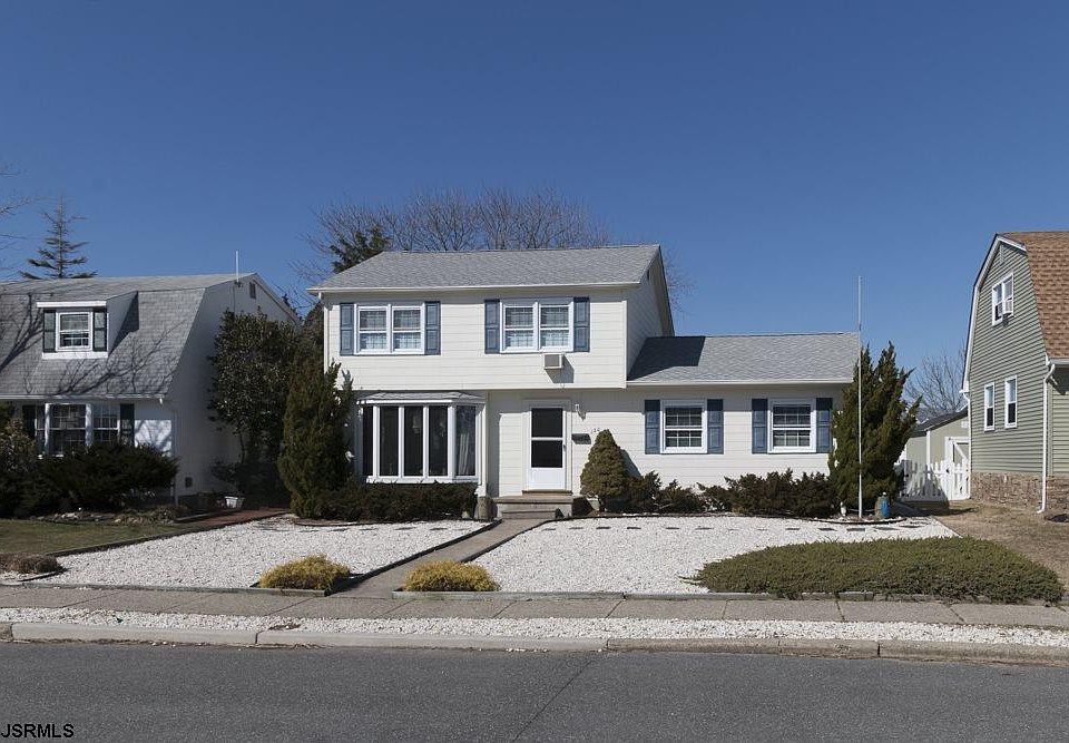 1st image of 120 Brigantine Dr